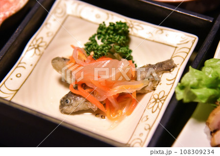 鮎の南蛮漬け 108309234