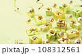 沢山のプレゼント背景画像　 108312561