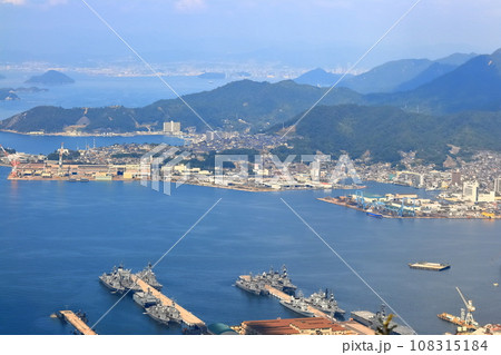【広島県】アレイからすこじまの眺望（海上自衛隊・艦隊） 108315184