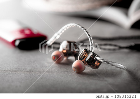 closeup wired earphones 108315221