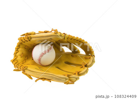 野球のグラブとボール 野球のグラブとボール 108324409