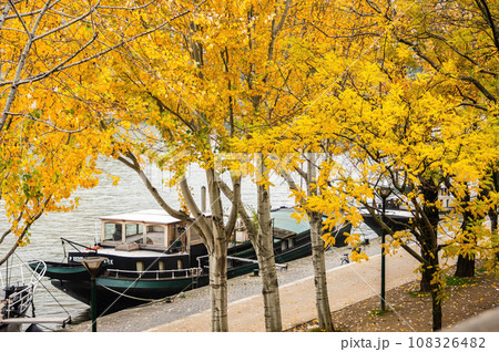 Barge boat in Paris, France 108326482