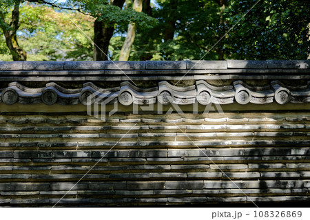 虎渓山永保寺虎渓僧堂禅堂の土塀 虎渓山永保寺虎渓僧堂禅堂の土塀 108326869