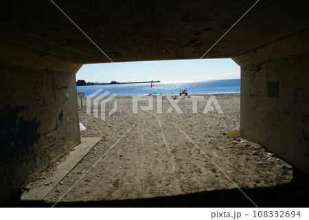 逗子海岸 (海岸への地下道) 逗子海岸 (海岸への地下道) 108332694