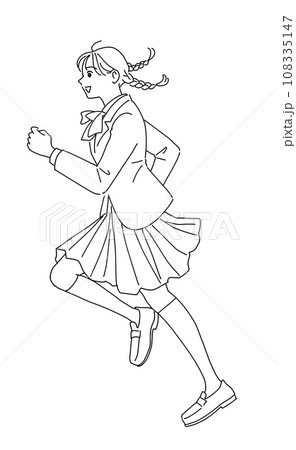 走り出す元気な女子学生 走り出す元気な女子学生 108335147