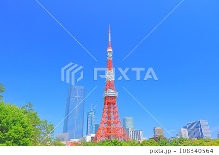 東京都港区、東京タワーと新緑の風景 東京都港区、東京タワーと新緑の風景 108340564