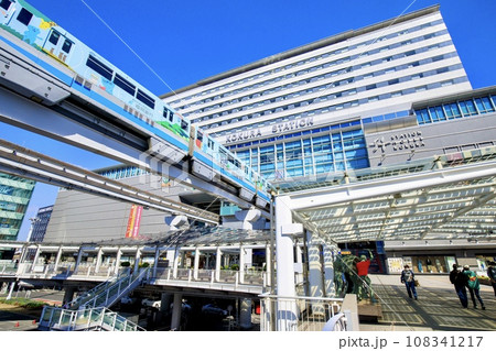 北九州市、小倉駅前の風景 北九州市、小倉駅前の風景 108341217