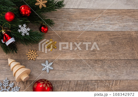 クリスマスのフリースペース 108342972