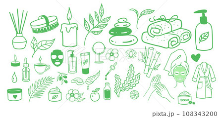 Spa salon accessorises with herbal cosmetics 108343200