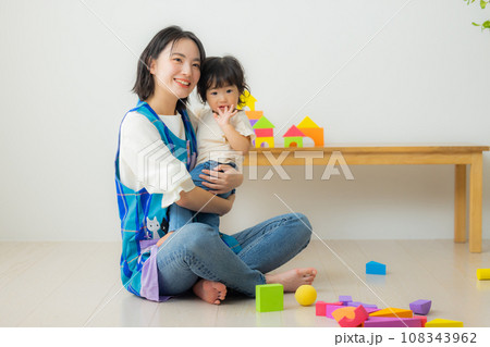 保育士　1歳　 108343962