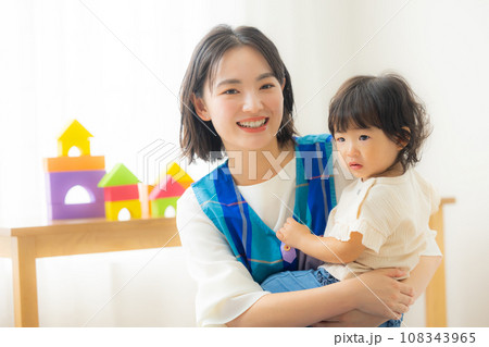 保育士　1歳　 108343965