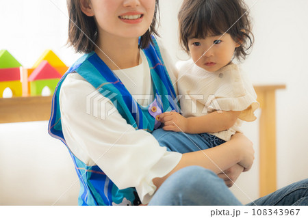 保育士　1歳　 108343967