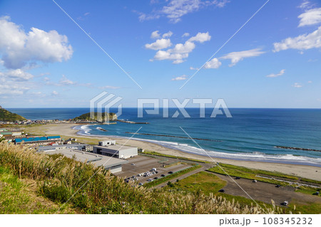 潮見公園から見るイタンキ浜（室蘭市） 108345232