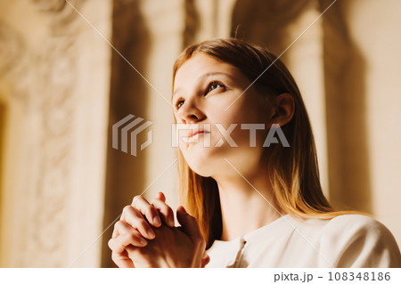 AI生成画像／祈り 14 108348186