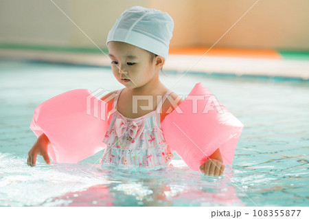 ベビースイミング 108355877