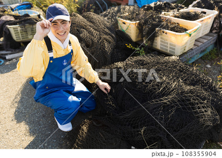 漁業従事者 108355904