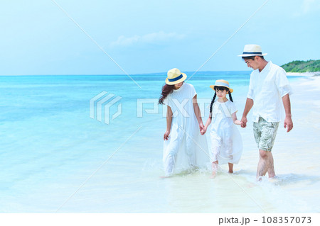 海　人物　ファミリー 108357073