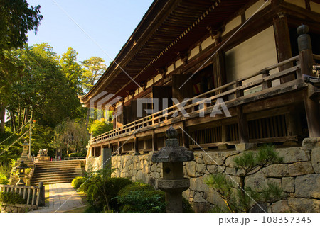 姨綺耶山 長命寺　本堂　滋賀県近江八幡市長命寺町 108357345