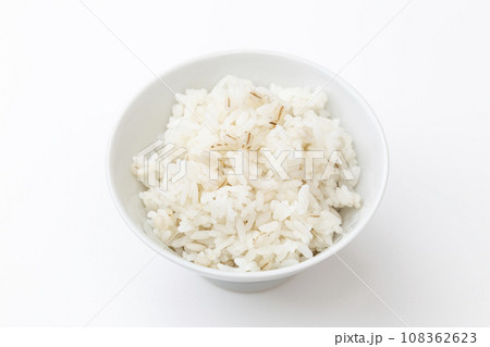 麦ご飯　白バック 108362623