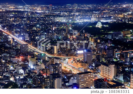 名古屋市、ミッドランドスクエアから眺める名古屋の夜景（名古屋城方面） 108363331