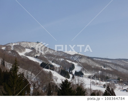 蔵王温泉スキー場全景　蔵王ロープウェイ　蔵王中央ロープウェイ　蔵王スカイケーブル 108364784
