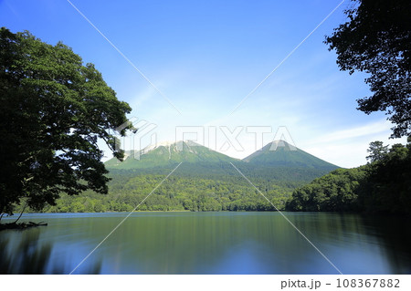 オンネトー湖（北海道足寄町、Lake Onneto） 108367882