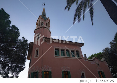 グエル公園からの風景 108369125