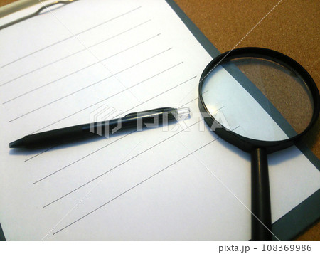 アンケート調査 108369986