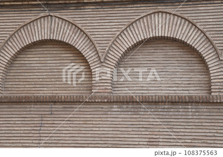 Arches on the exterior wall of a building. Arches on the exterior wall of a building. 108375563