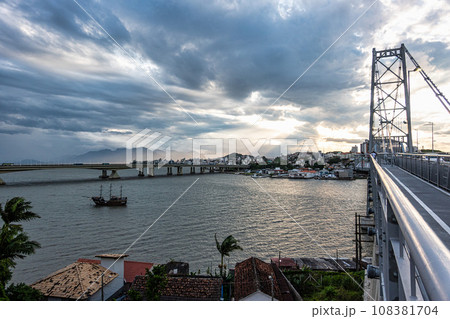 Hercilio Luz Bridge, Ponte Hercilio Luz for a long time the only access to the island of Florianopolis, Brazil Hercilio Luz Bridge, Ponte Hercilio Luz for a long time the only access to the island of Florianopolis, Brazil 108381704