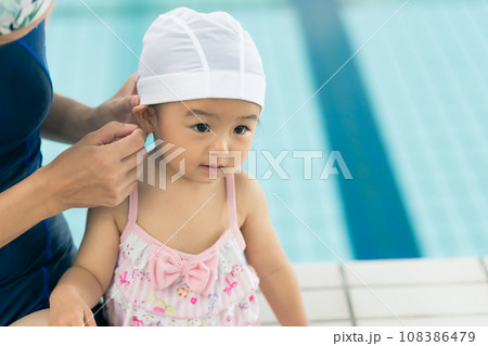 ベビースイミング ベビースイミング 108386479