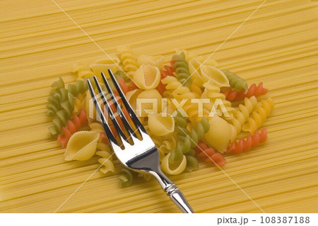 パスタ パスタ 108387188