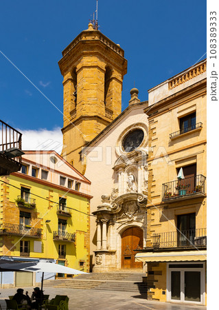Street view - church Santa Maria, baroque style. La Bisbal Emporda. Costa Brava. Spain Street view - church Santa Maria, baroque style. La Bisbal Emporda. Costa Brava. Spain 108389333