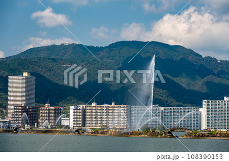 びわ湖花噴水　大津市　大津港 108390153