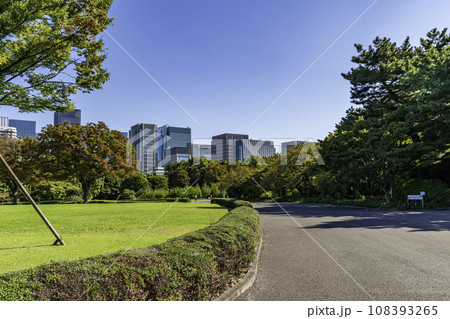 東京北の丸公園　江戸城大奥跡　東京都千代田区 108393265