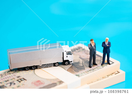 物流　運送　2024年問題 108398761