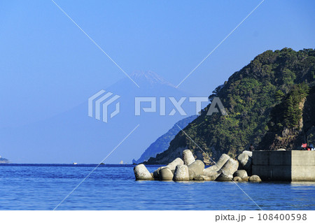 美しい海岸線 108400598