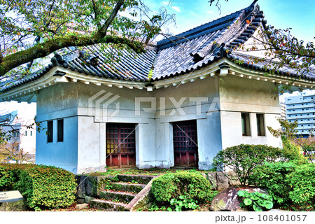小田原城 二の丸東堀にある隅櫓の風景 108401057