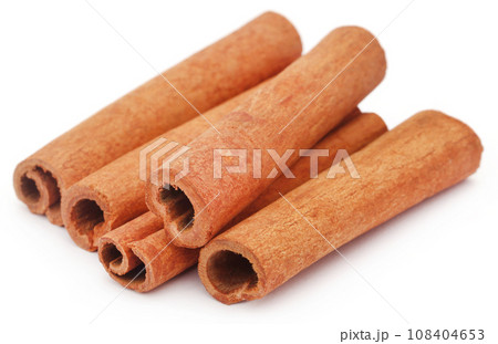 Bunch of some fresh aromatic cinnamon Bunch of some fresh aromatic cinnamon 108404653