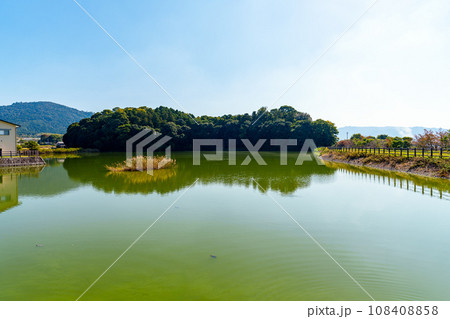 【奈良県】桜井市 箸墓古墳 (2023/11/01 撮影) 【奈良県】桜井市 箸墓古墳 (2023/11/01 撮影) 108408858