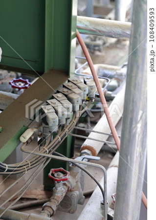 試験装置の圧力バルブ 108409593