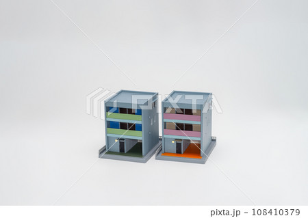 余白多めで鉄骨造りの戸建て住宅のイメージ 余白多めで鉄骨造りの戸建て住宅のイメージ 108410379