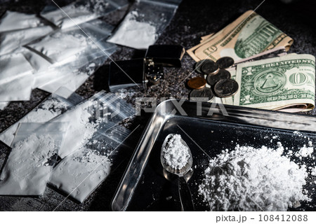 麻薬　薬物イメージ 108412088