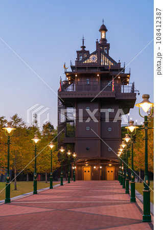 ジブリパークの玄関口、エレベーター塔〈愛知県長久手市〉 ジブリパークの玄関口、エレベーター塔〈愛知県長久手市〉 108412387