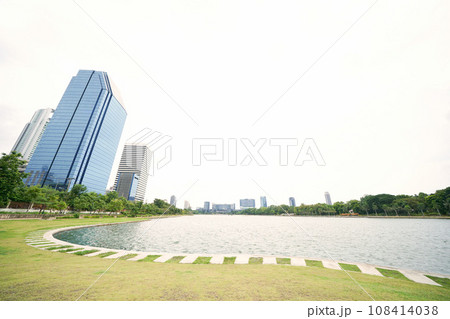 Benjakitti Park in Bangkok(タイ・バンコク都内にあるベンジャキティ公園) Benjakitti Park in Bangkok(タイ・バンコク都内にあるベンジャキティ公園) 108414038