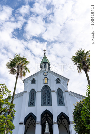 長崎県/ 春の国宝 大浦天主堂 長崎県/ 春の国宝 大浦天主堂 108419411