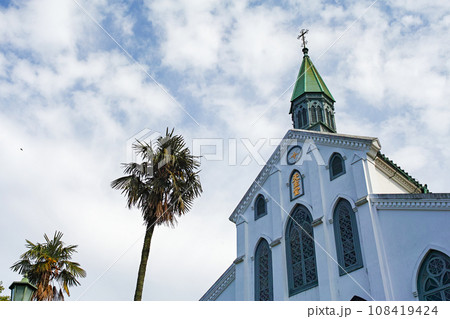 長崎県/ 春の国宝 大浦天主堂 108419424