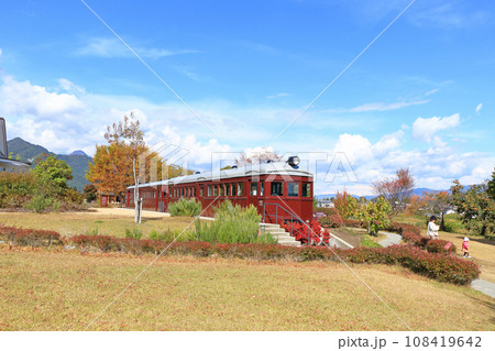安曇野ちひろ公園の秋 安曇野ちひろ公園の秋 108419642