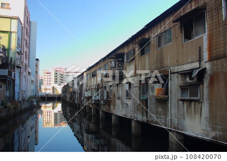 北九州市の旦過市場 108420070