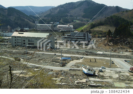 ＜東日本大震災＞女川、2011年4月26日 108422434